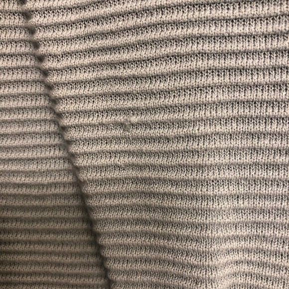 Aritzia Blanchard Sweater - Picture 7 of 7